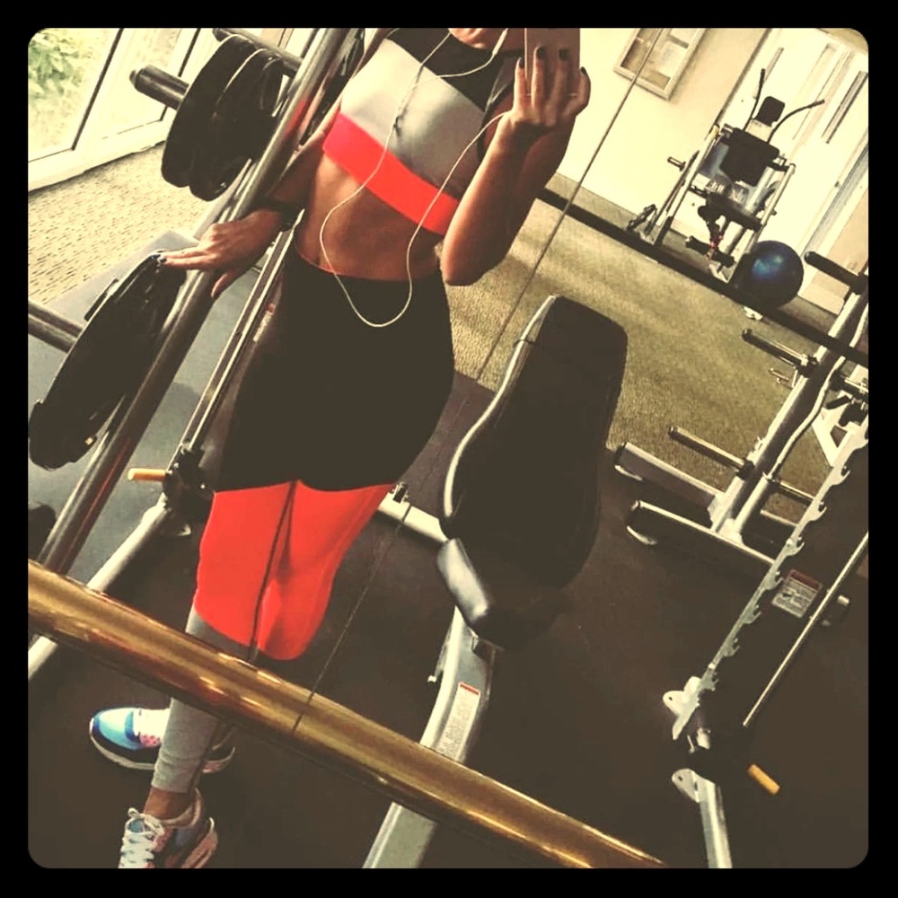 H&M Sport Neon Coke block leggings set